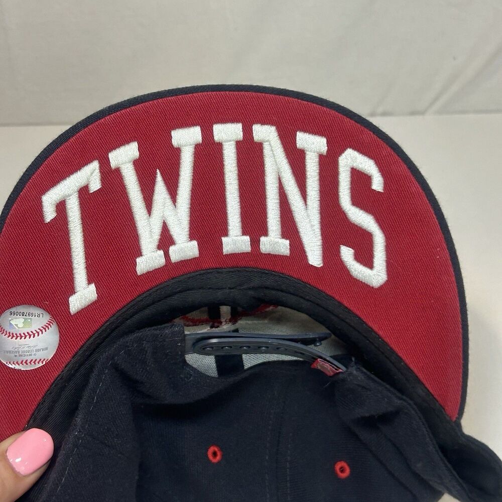 Minnesota Twins Hat Cap Snapback Brim Spellout Navy 47 Brand OSFA Baseball MLB